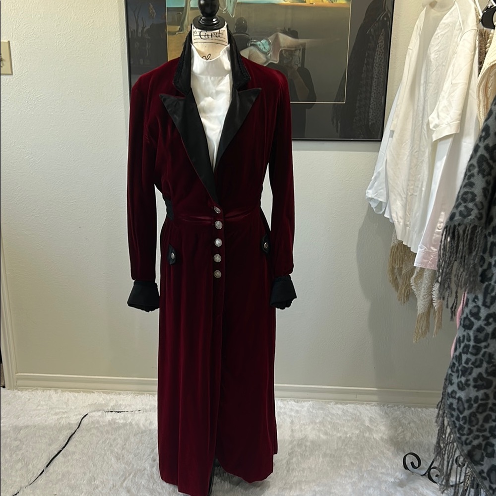 Elegant Velvet Women's Coat